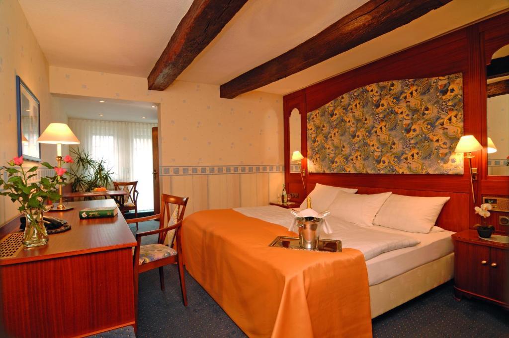 Landhotel Repetal Attendorn Exterior photo
